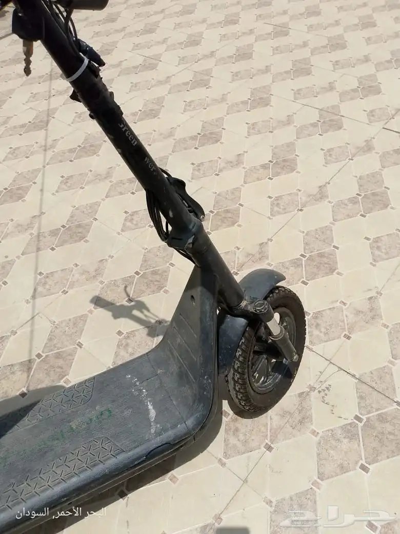 اسكوتر كهربائي شاحنه موجود ومفتاحين2 2