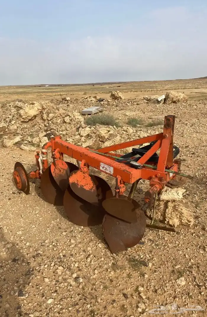 للبيع معدات زراعيه 2