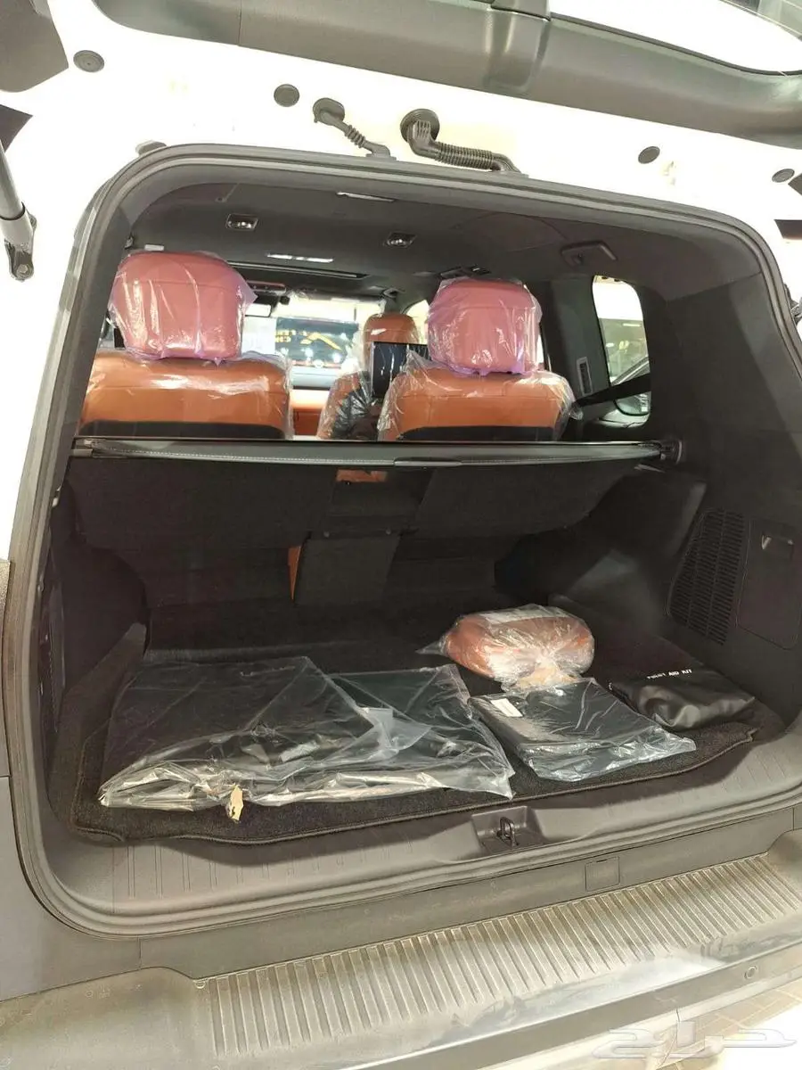 لكزس LX600 VIP 2025 كاش - أقساط 10