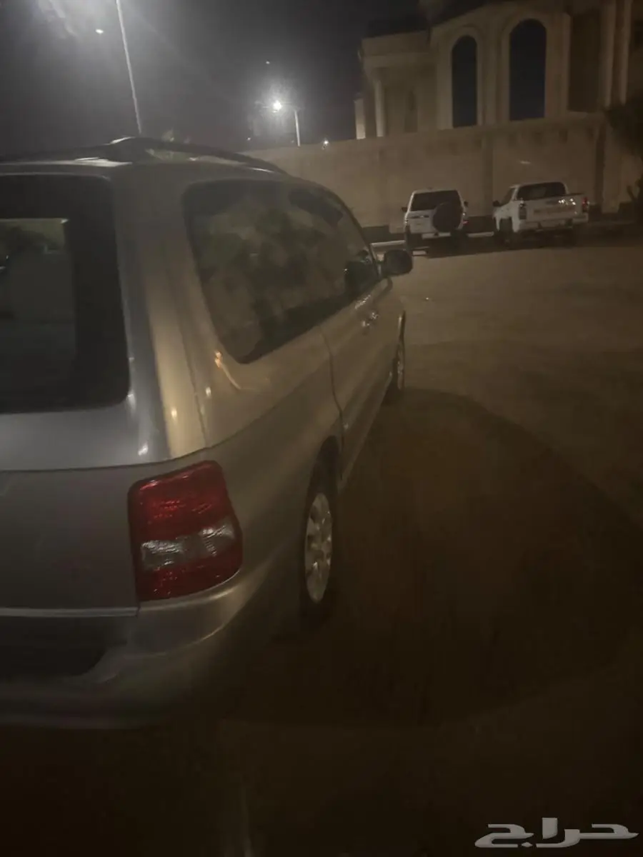 كيا كرنفال 2005 3