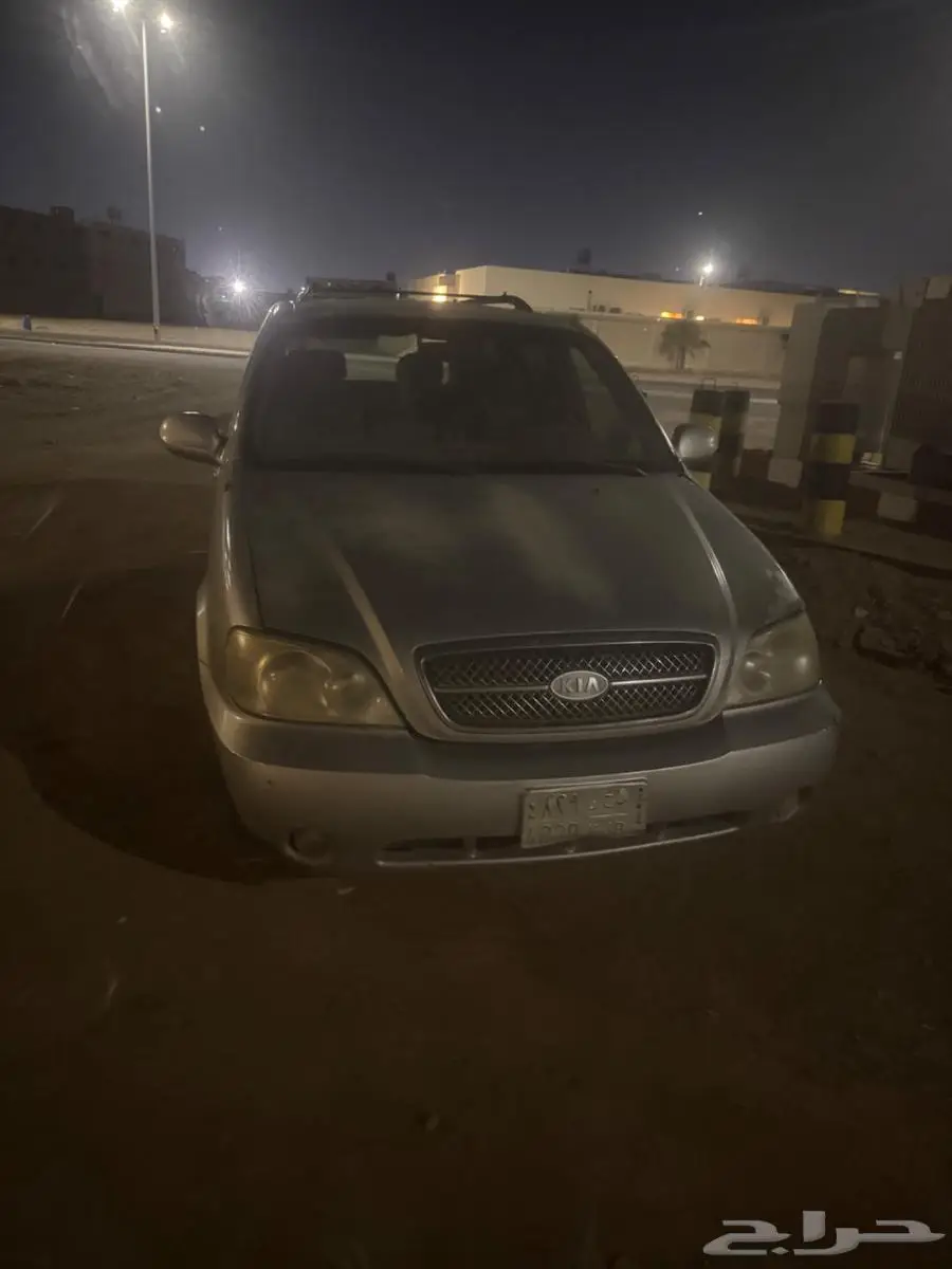 كيا كرنفال 2005 4