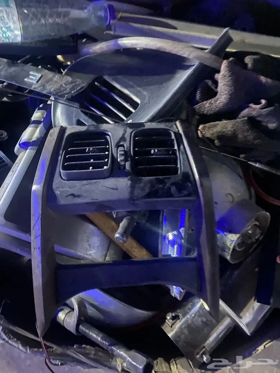 للبيع قطع كابرس من 2000 الى 2006 نفس ماهي واضحة بصورا 0