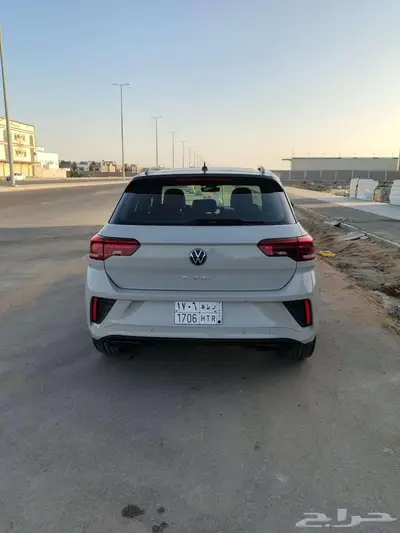 للبيع   Volkswagen T-Roc R-Line 2024 1