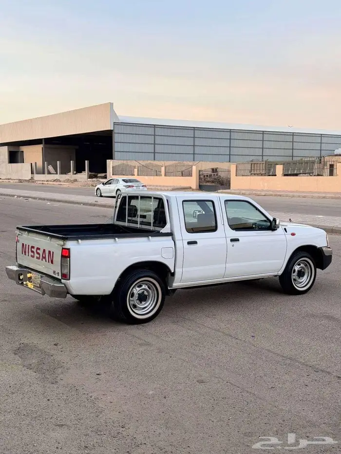 نيسان ددسن غمارتين 2009 GL 5