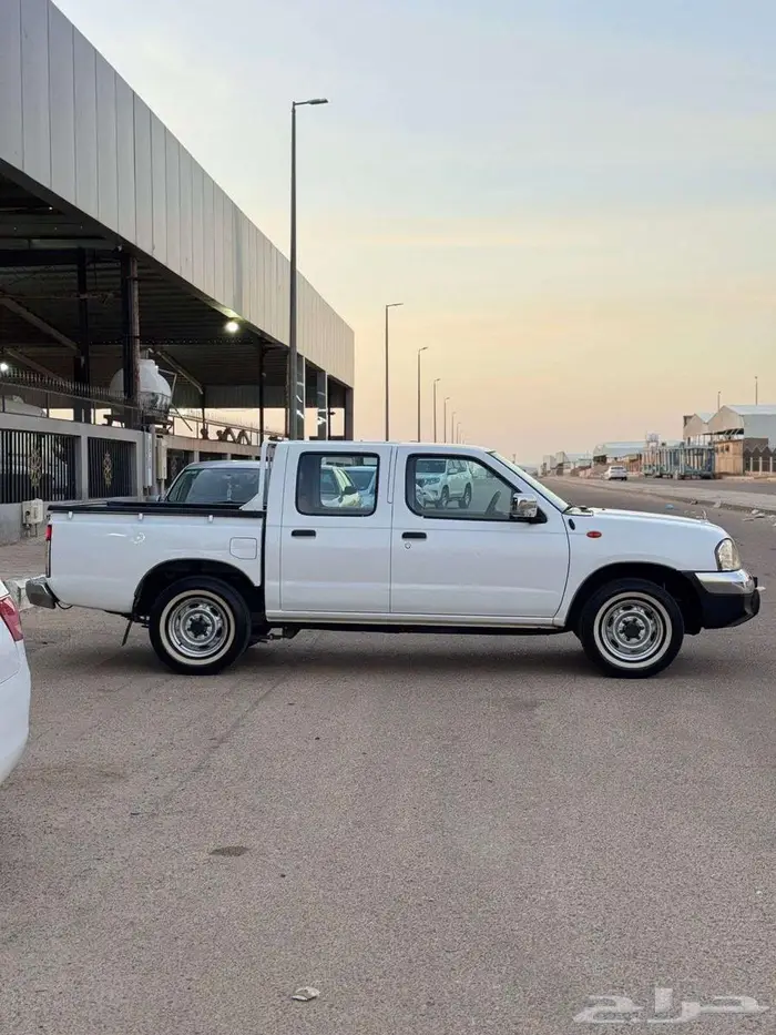 نيسان ددسن غمارتين 2009 GL 4