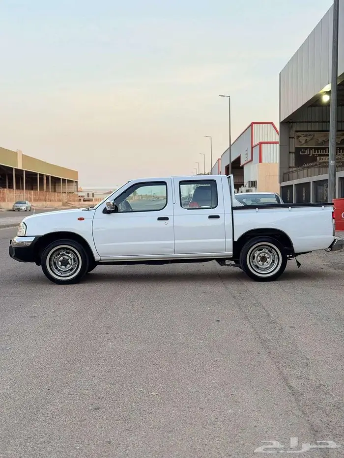 نيسان ددسن غمارتين 2009 GL 3