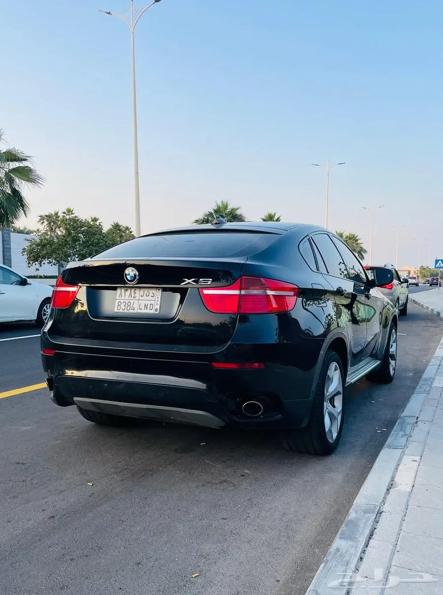 للبيع BMW x6 0