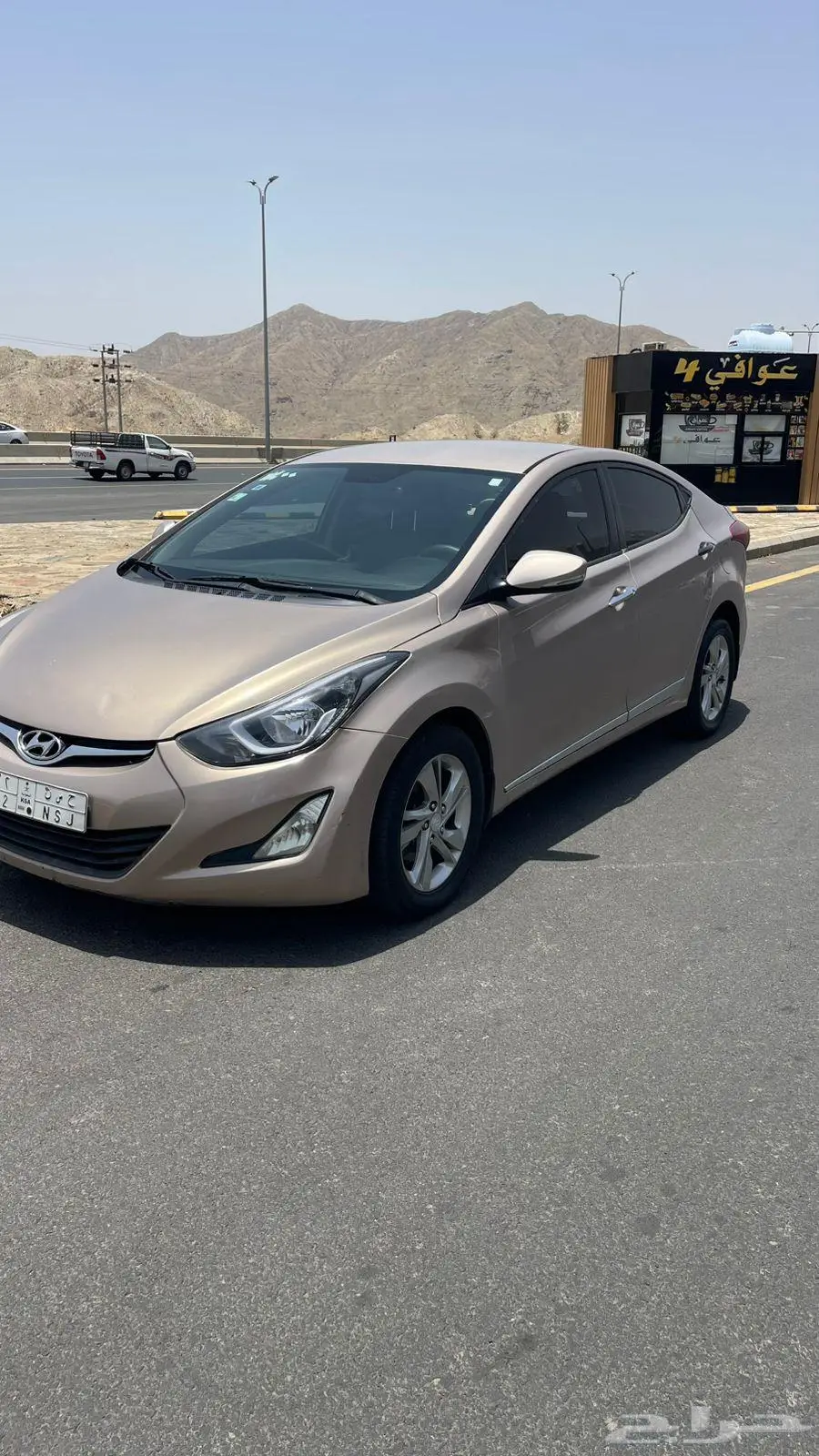 النترا 2014 ستاندر 8