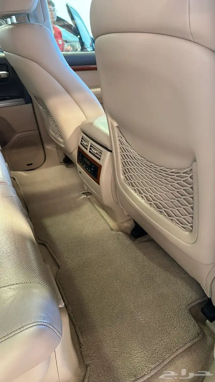 2013 لاندكروزر VX.R بلد 10