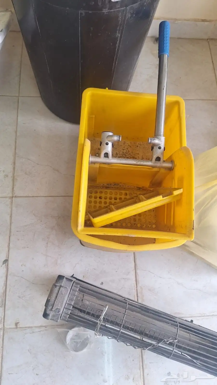 اغراض بوفيه او مطعم وطبخ وبرغر للبيع 1