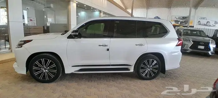 لكزس LX570 - فل كامل سعودي 2