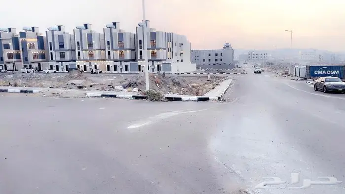 للبيع أرض سكنية في خميس مشيط بحي الظرفة 4
