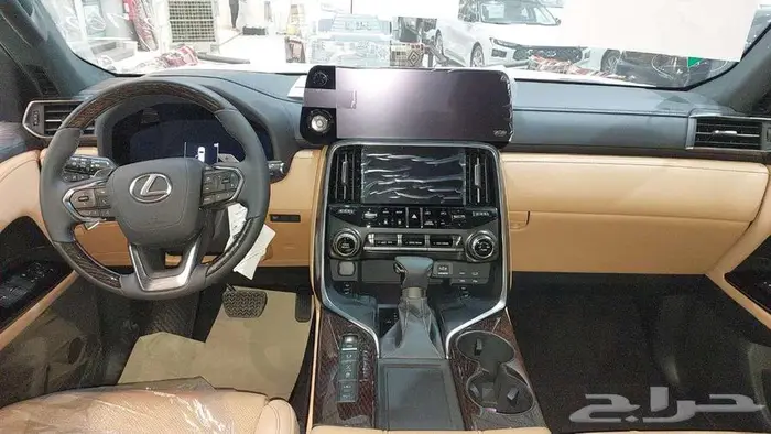 لكزس LX600 BB 2025 سعودي داخلي جملي 4
