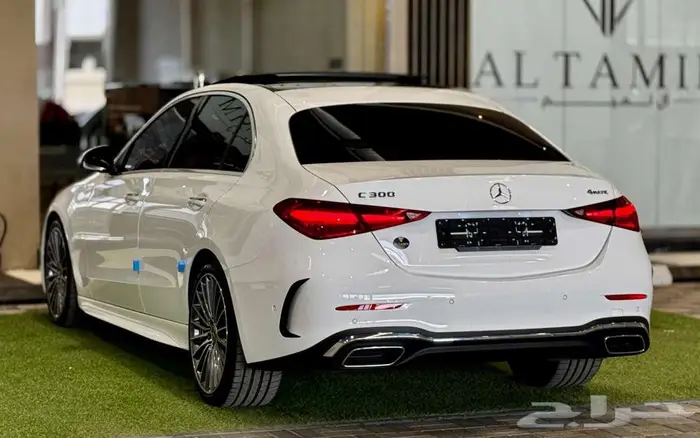 مرسيدس C300 AMG - 4MATIC موديل 2023 كاش او تمويل 2