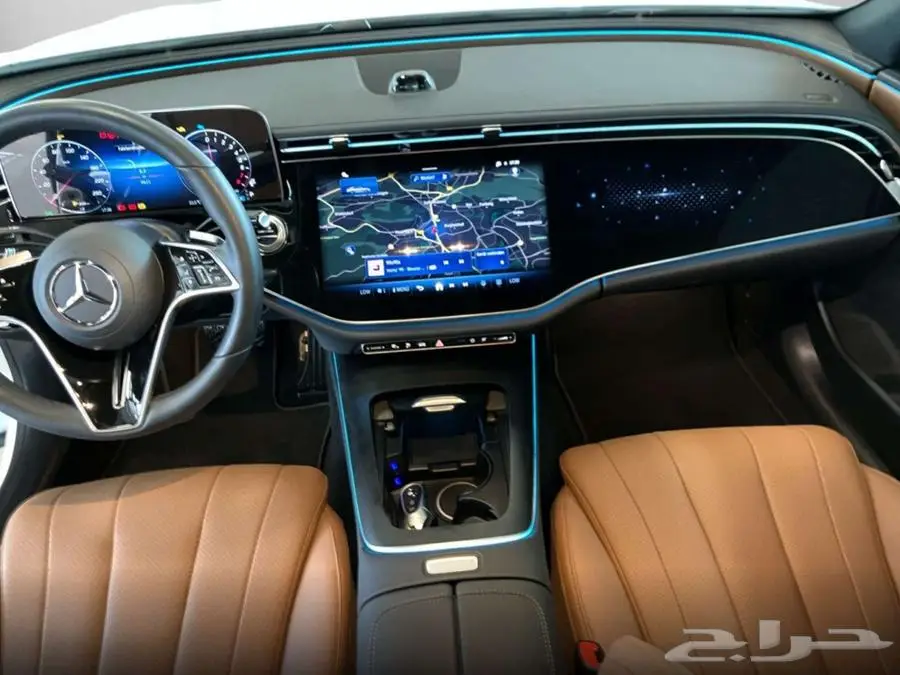 مرسيدس بنز E300e هايبرد   Mercedes-Benz E 300 e 4M Hybrid 5