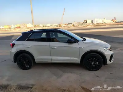 للبيع   Volkswagen T-Roc R-Line 2024 0