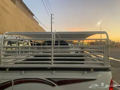 للبيع شبك طبقين هايلوكس غمرتين 2