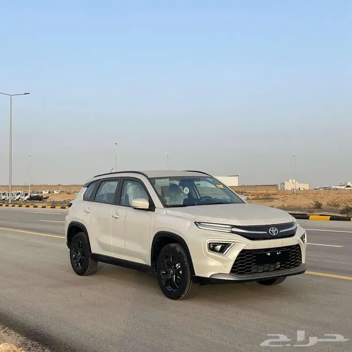 تويوتا اوربان كروزر ستاندر 4