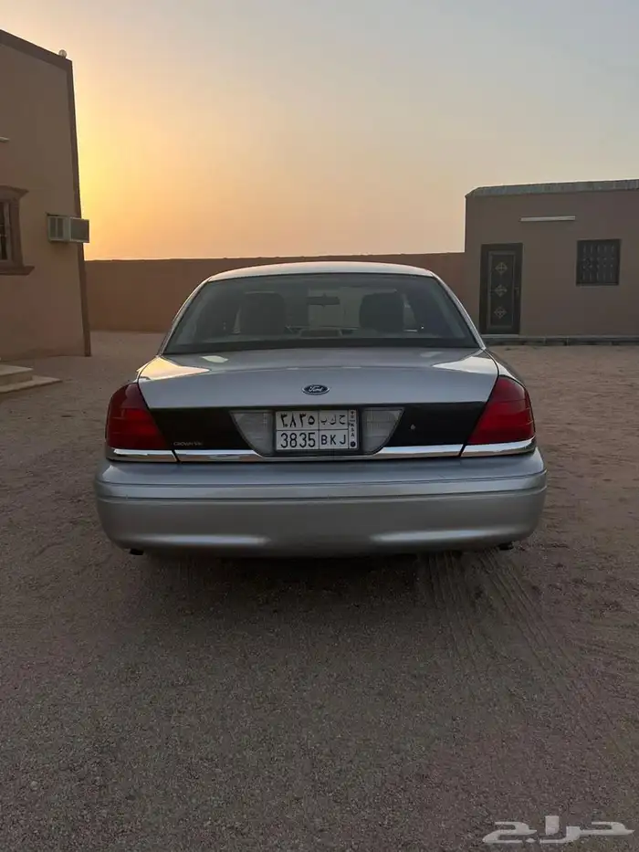 فورد للبيع نظيف 6