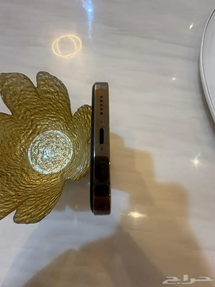 آيفون 13برو للبيع بطاريه 90 3