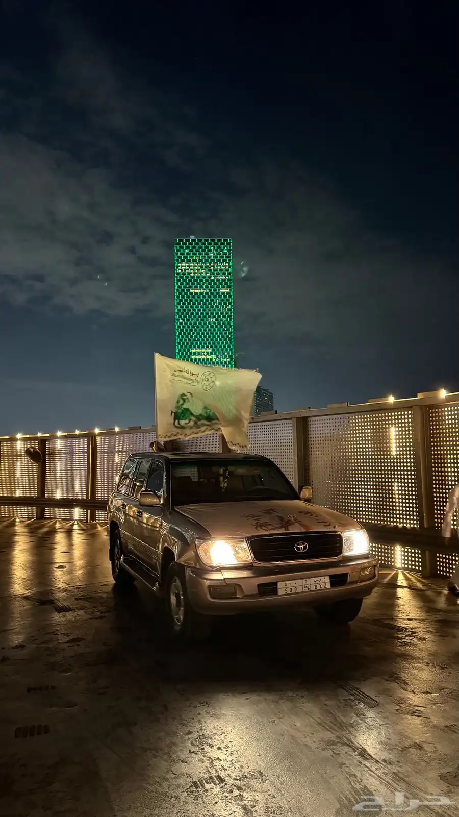 جيب لاند كروزر 2004 13