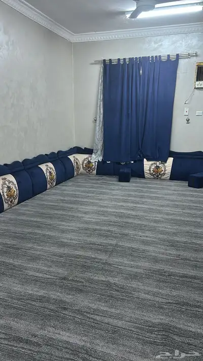 السلام عليكم اعرض لكم مقلط مساحه4X7 فيه كسره واحده فقط 1