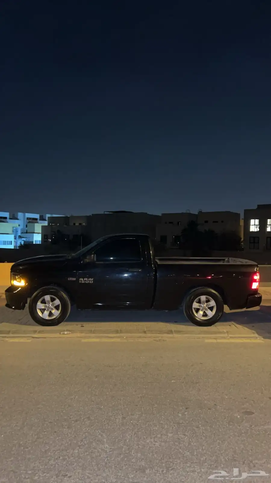 دودج رام 2018 V8 2