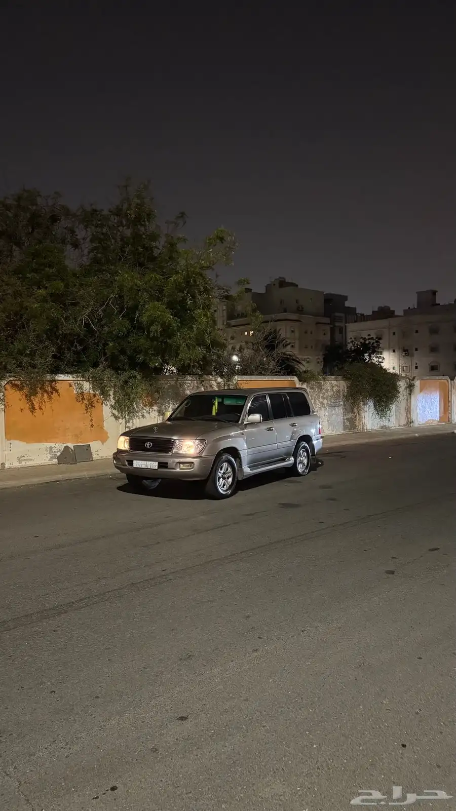 جيب لاند كروزر 2004 1