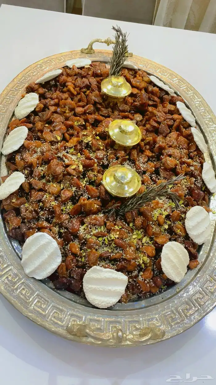 صينية تمر مع سمن بلدي ومضير شغلي بكل مصداقيه 0