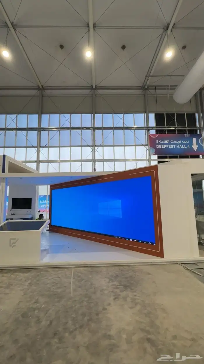 تأجير شاشات واضائات وصوت داخل . خارج الرياض 70