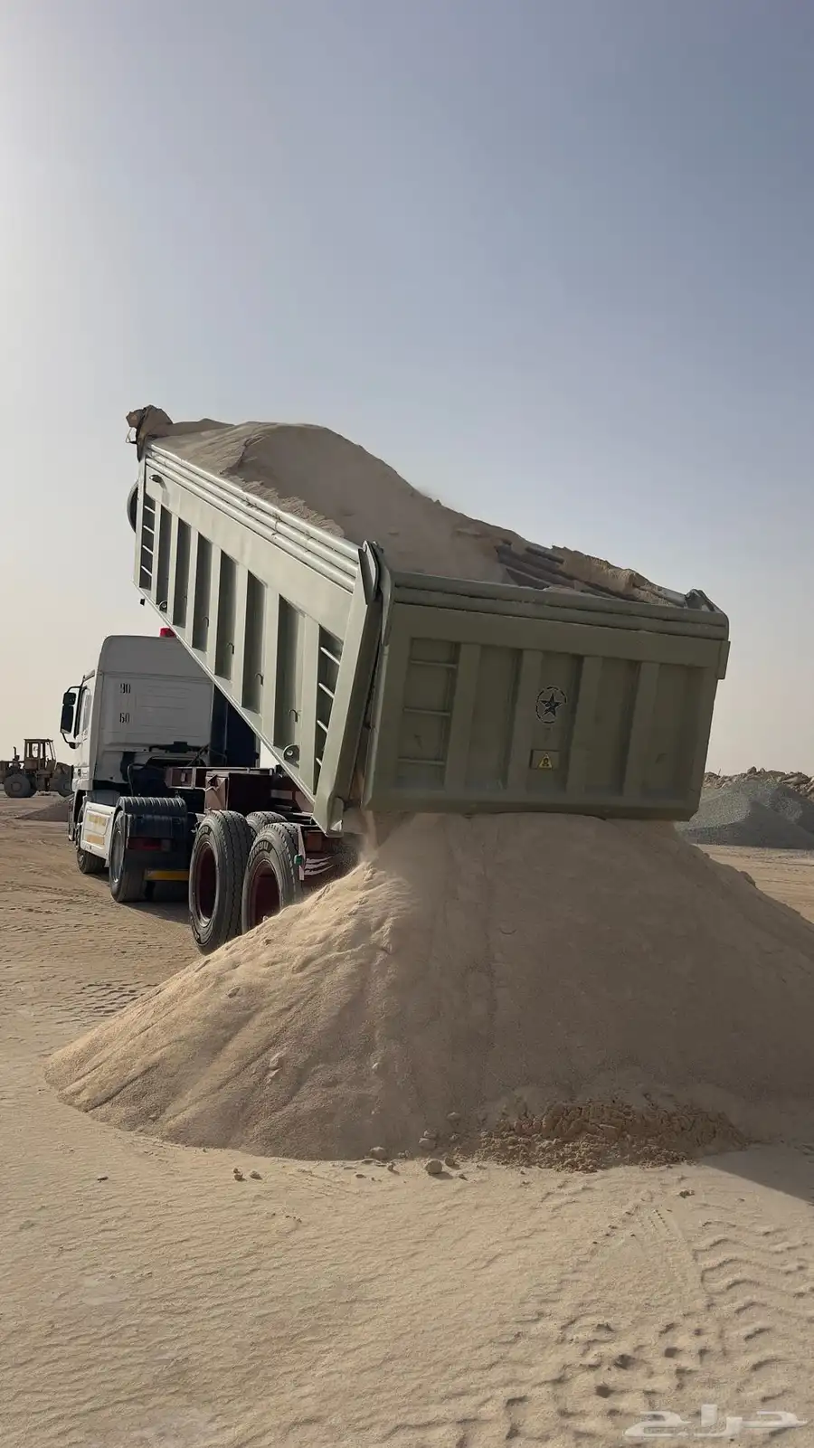 رمل ابيض لياسه 2