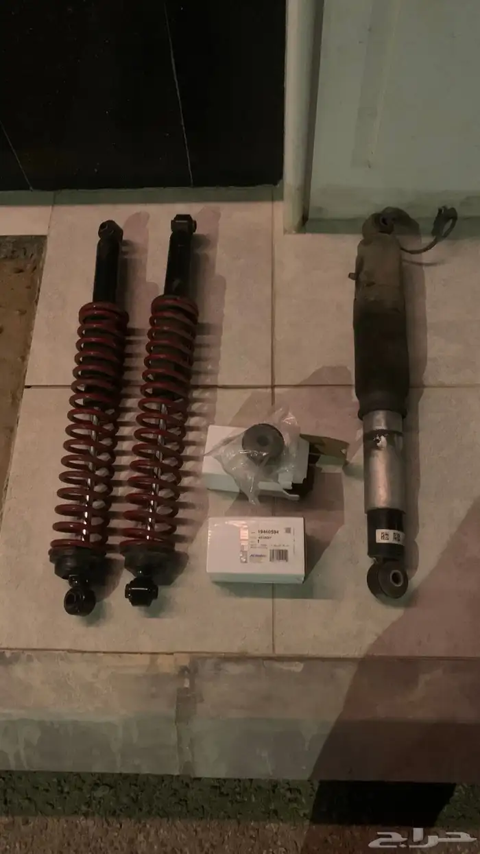 للبيع قطع متنوعه لسيارات الامريكيه 0