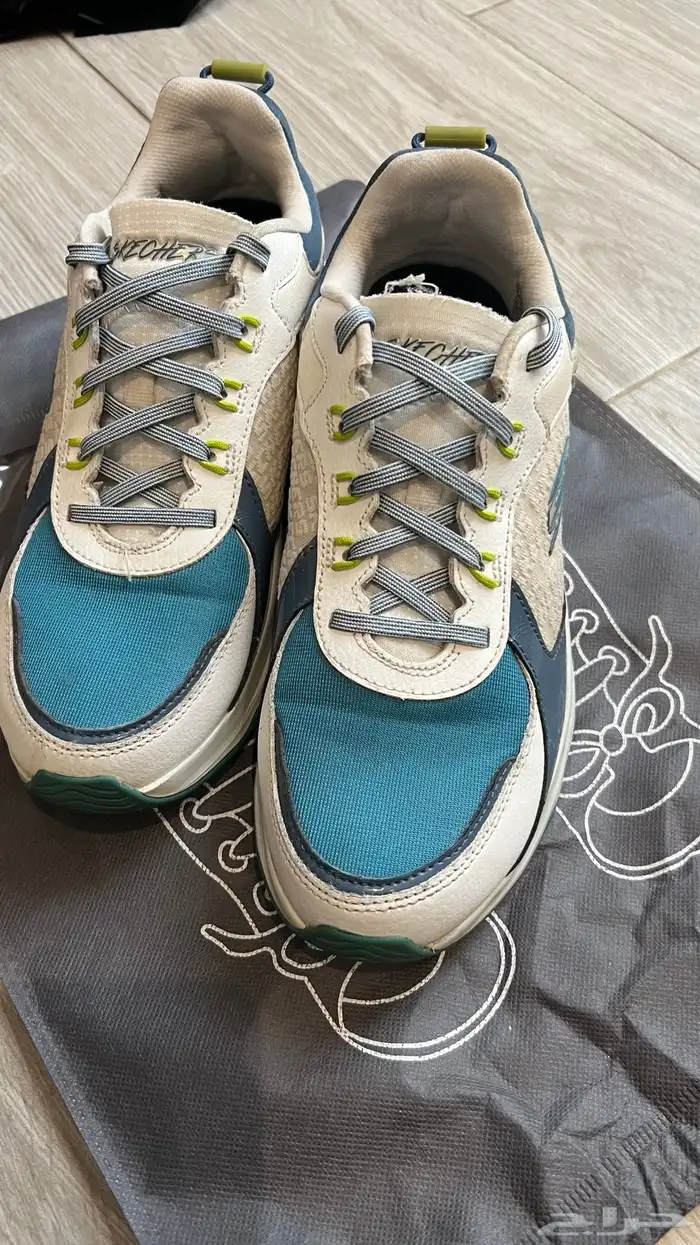 حذاء Skechers أصلي مستخدم ونظيف 3