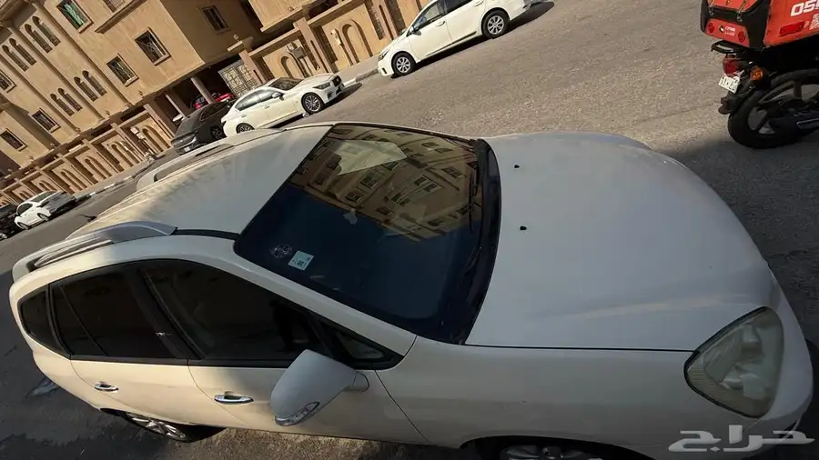 كيا كارينز 0