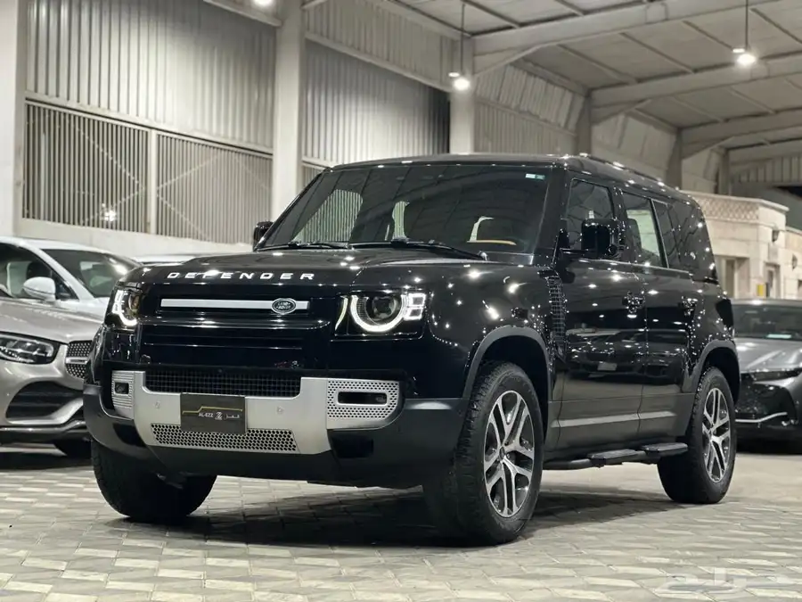 ديفندر HSE موديل 2024 الناغي V6ضمان وصيانة مجانا 2