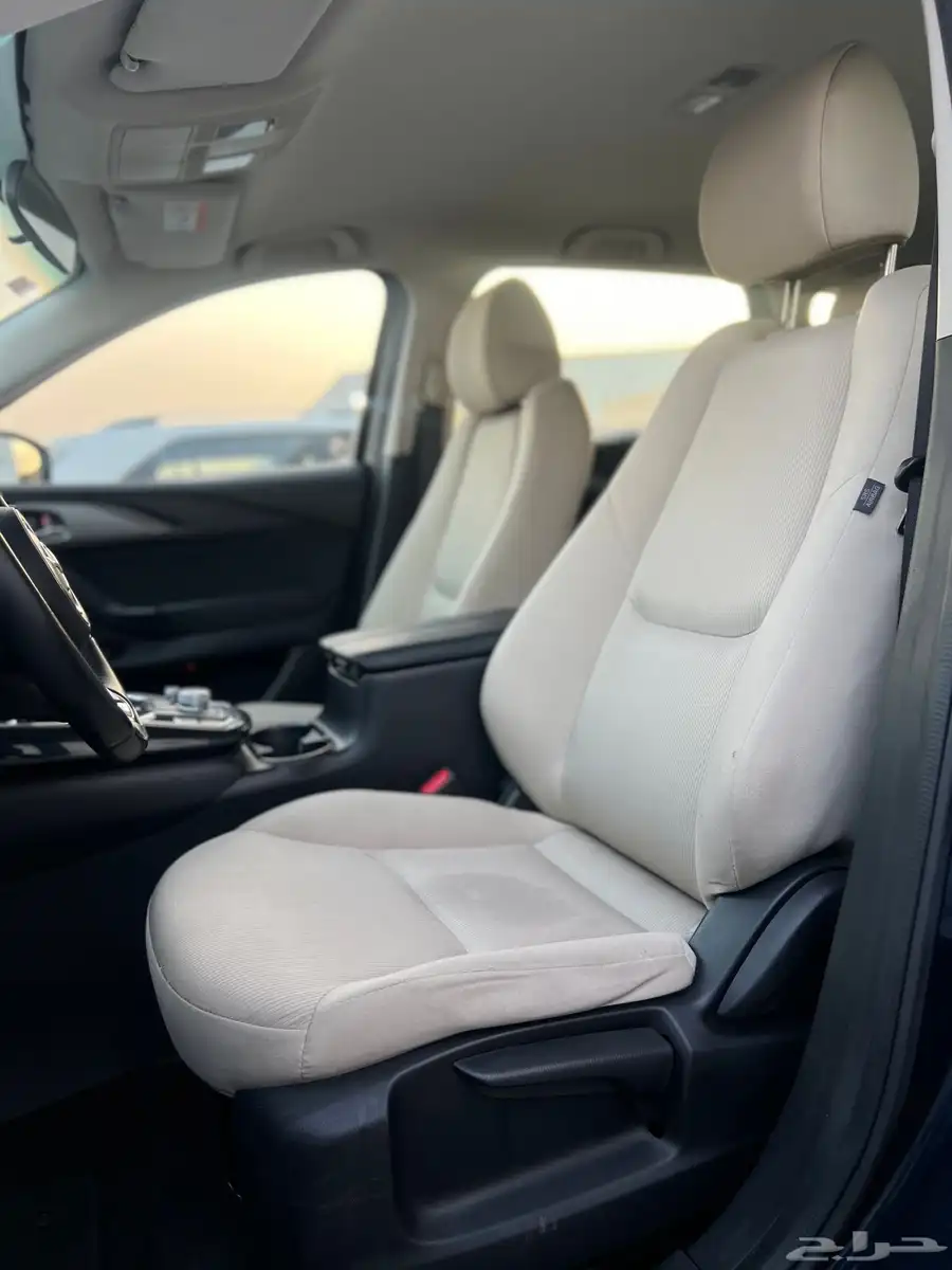 2020 مازدا CX9 8