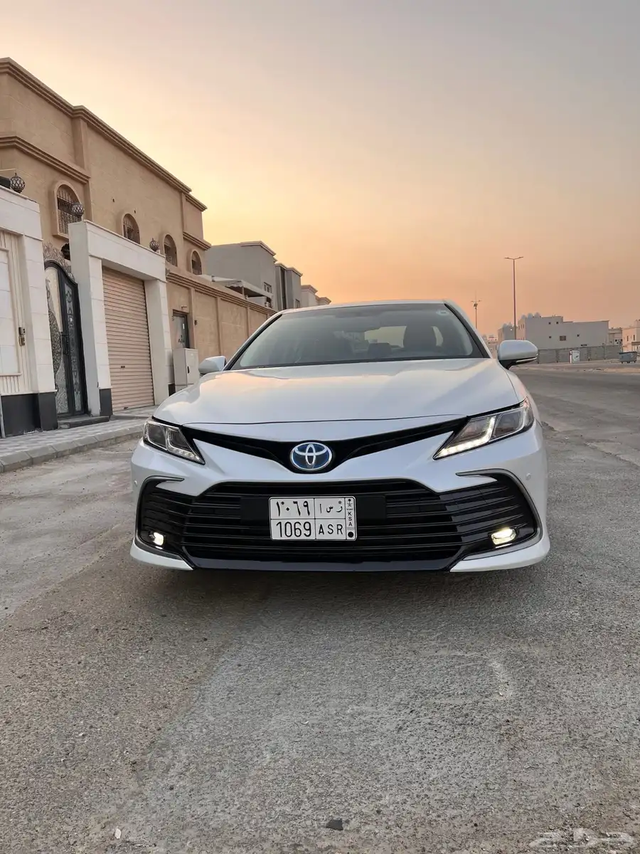 كامري GLE 2023 هايبرد نظيف جدا 2