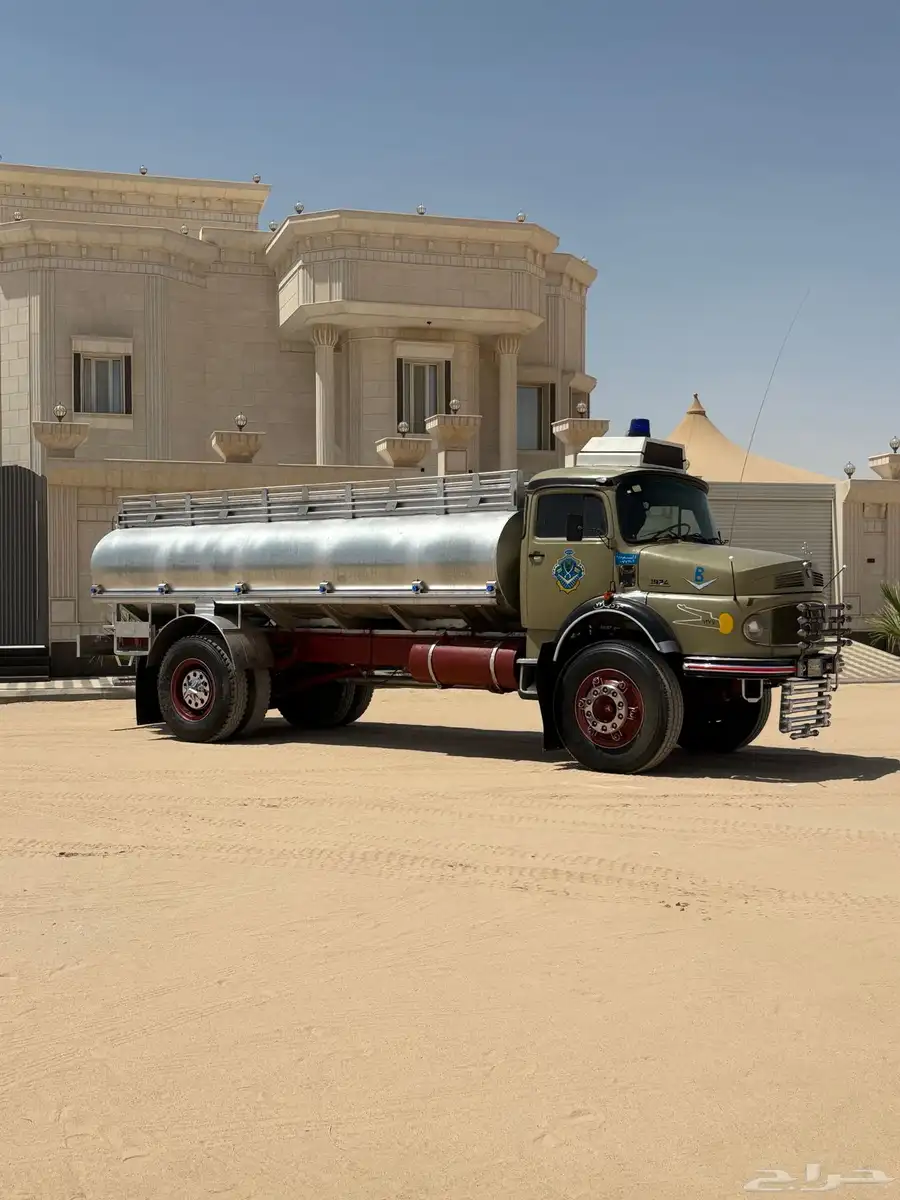 وايت عايدي بوز 0