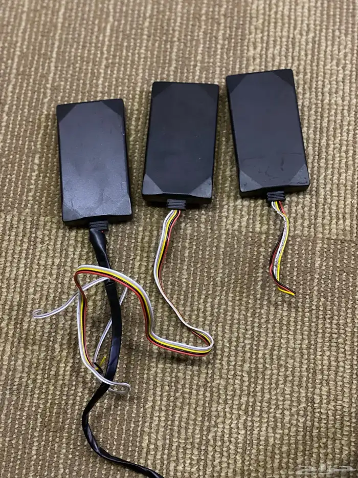 اجهزة تتبع GPS مستخدمه نظيفه الكمية محدودة 0