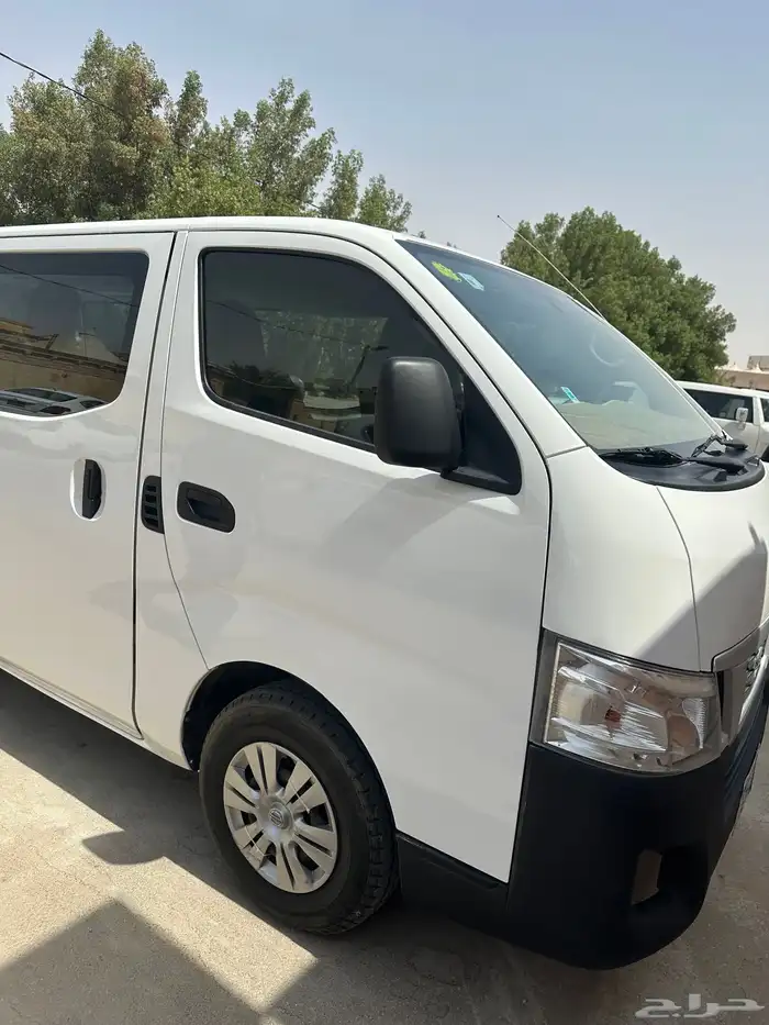 نيسان اورفان للايجار 1