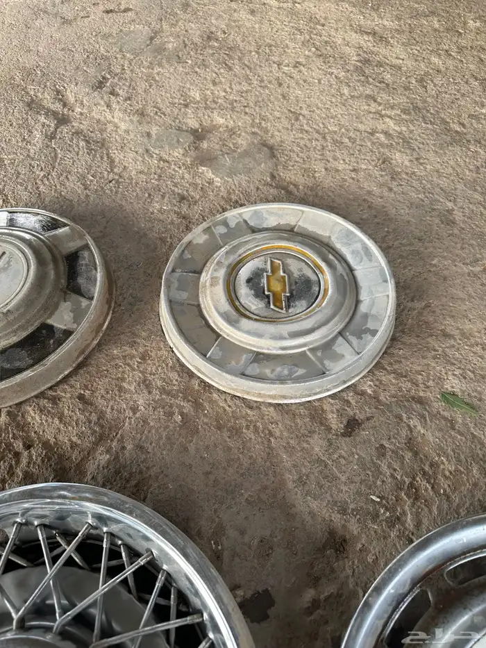 يوجد طيس سيارات قديمة للبيع 2