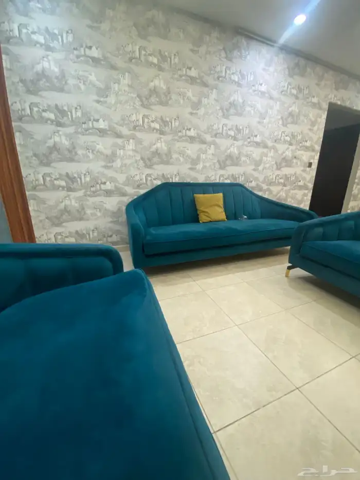 ثلاث قطع كنبات نظيف 0