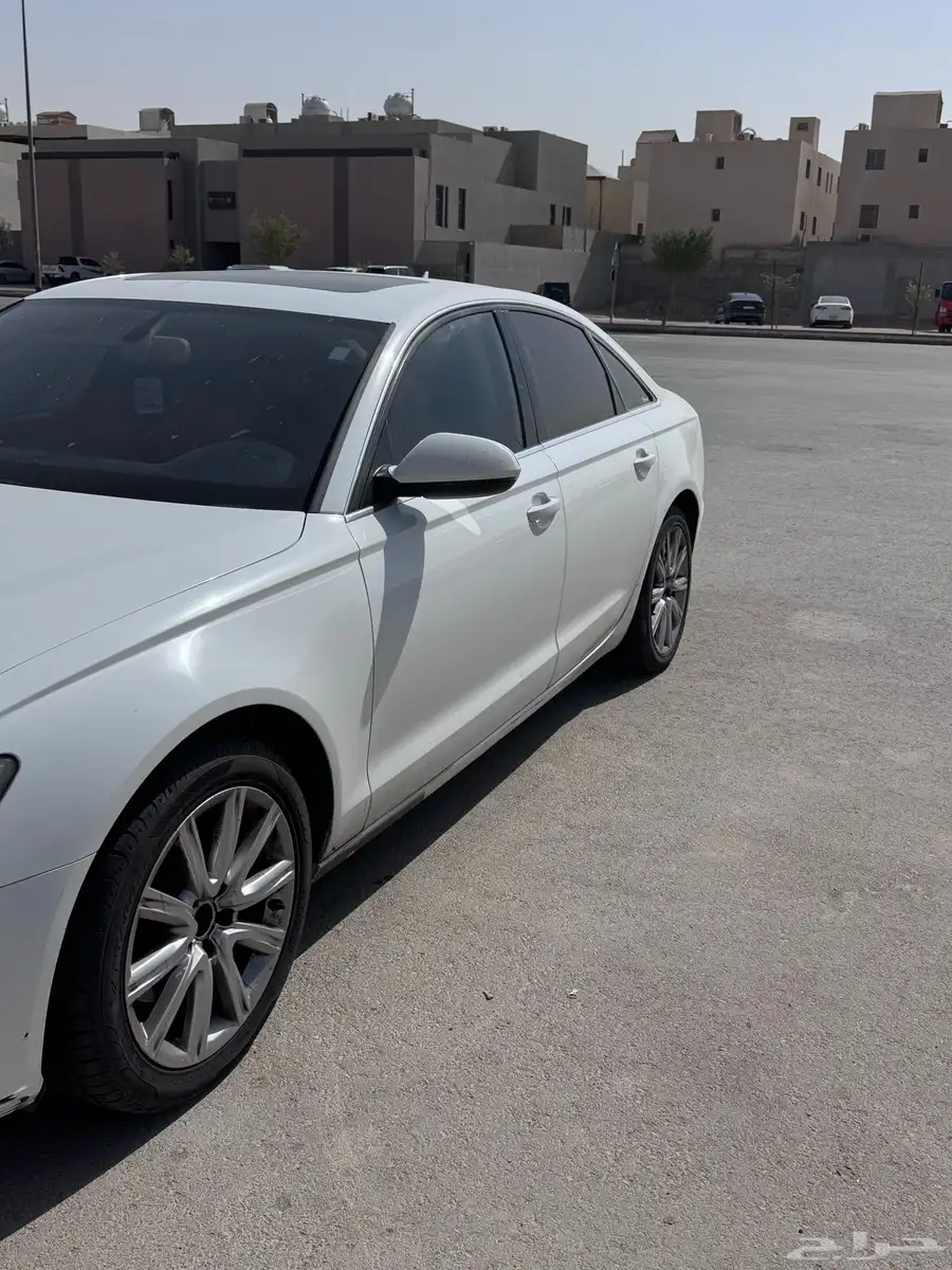 للبيع أودي A6 V6 2012 4