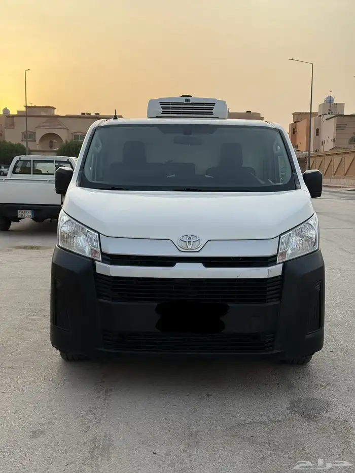 تويوتا هايس 2021 عادي او واطي ثلاجة 1
