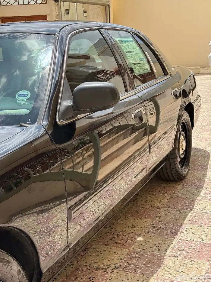فورد كراون فكتوريا بوليسي 3