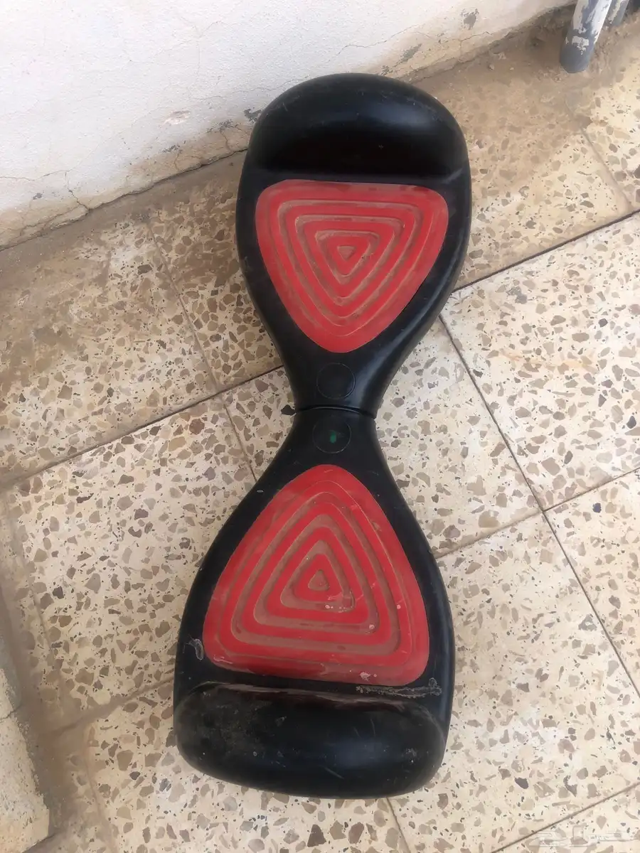 سكوتر للبيع السوم عليه 400صلحان ميبغى له الا شاحن 2