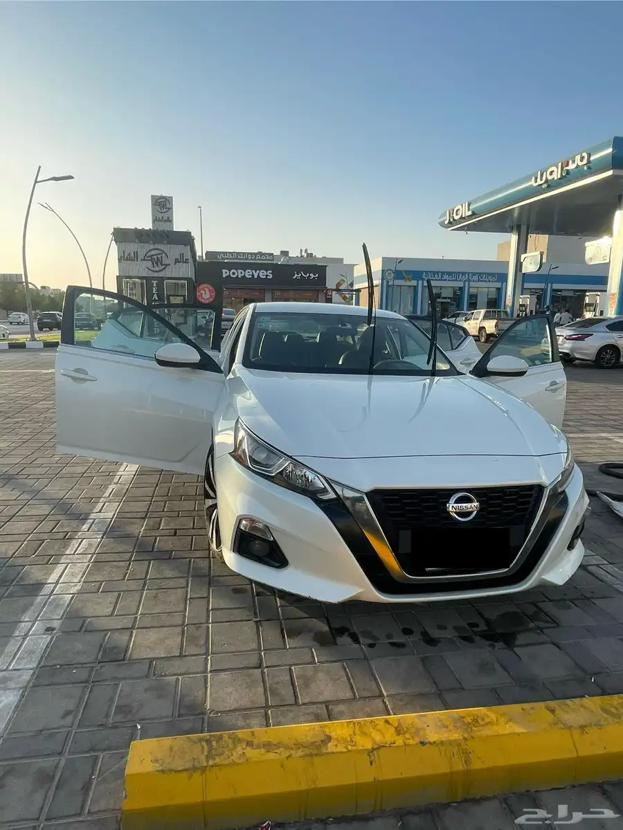 نيسان التيما رياضيه SR 0