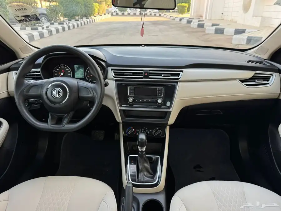 ام جي 5 2020 استاندر 10