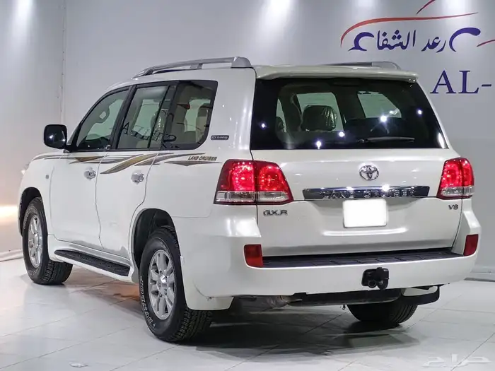تويوتا لاندكروزر 2011 GXR v8 8