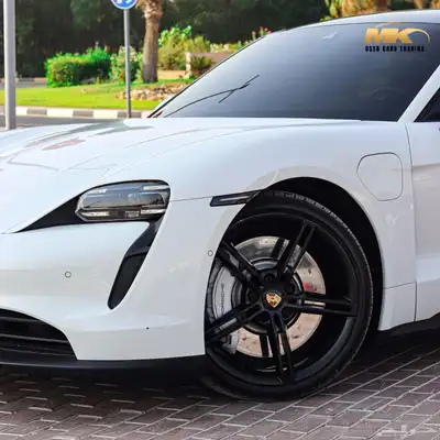 تايكان 2022 PORSCHE Taycan 4S WHITE في الإمارات index